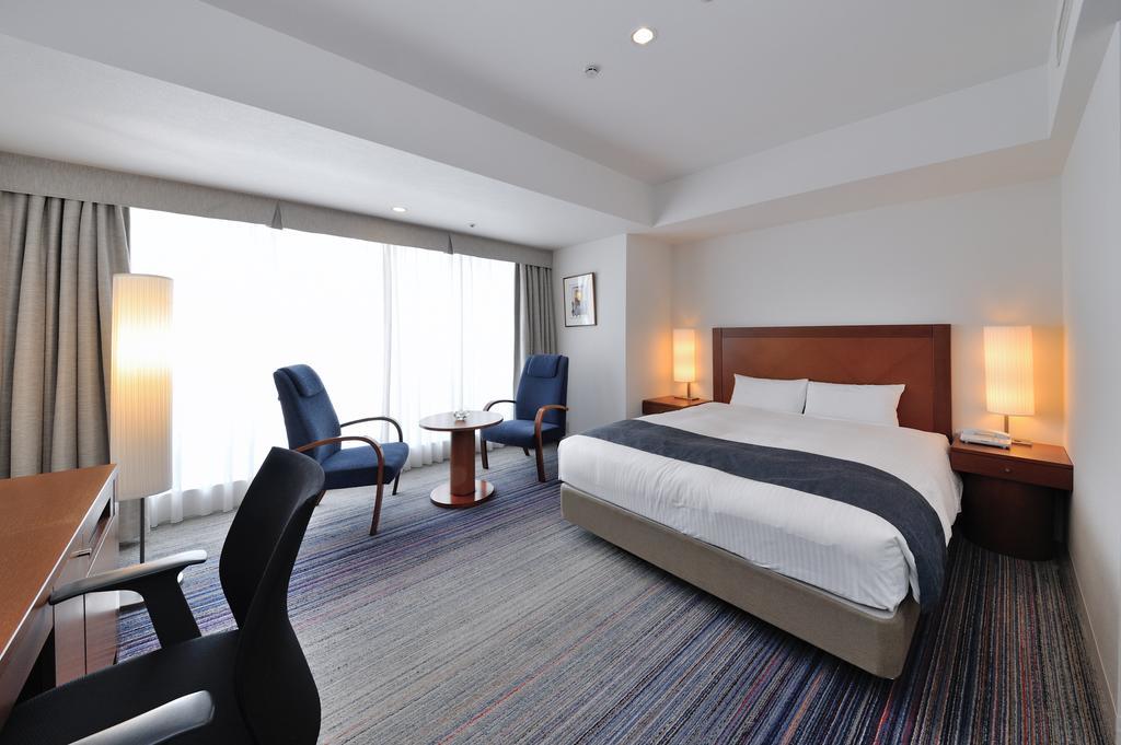 Jr Kyushu Station Hotel Kokura Kitakyushu Buitenkant foto